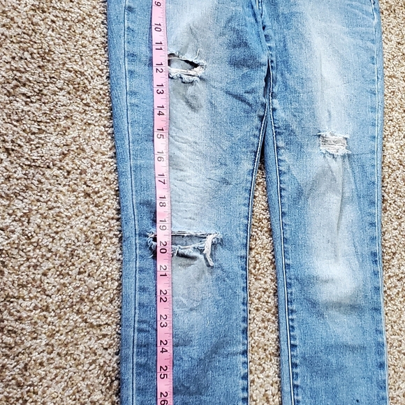 PacSun Distressed Jeans - Picture 3 of 5
